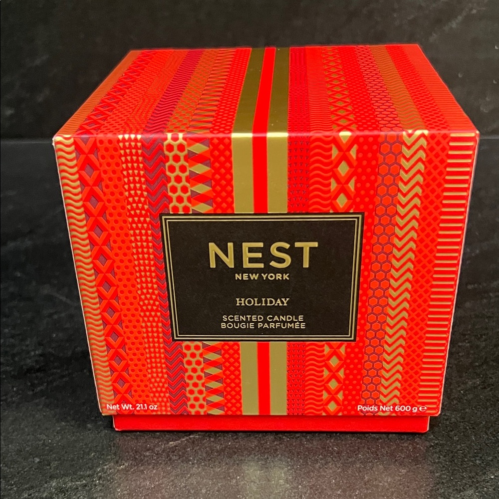 Nest Holiday candle 3 wick